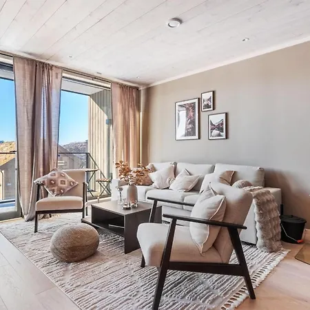 דירה 3 Bedroom In Edland *