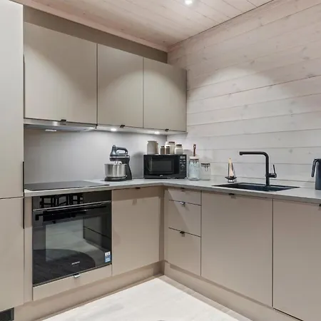 דירה 3 Bedroom In Edland Nesland